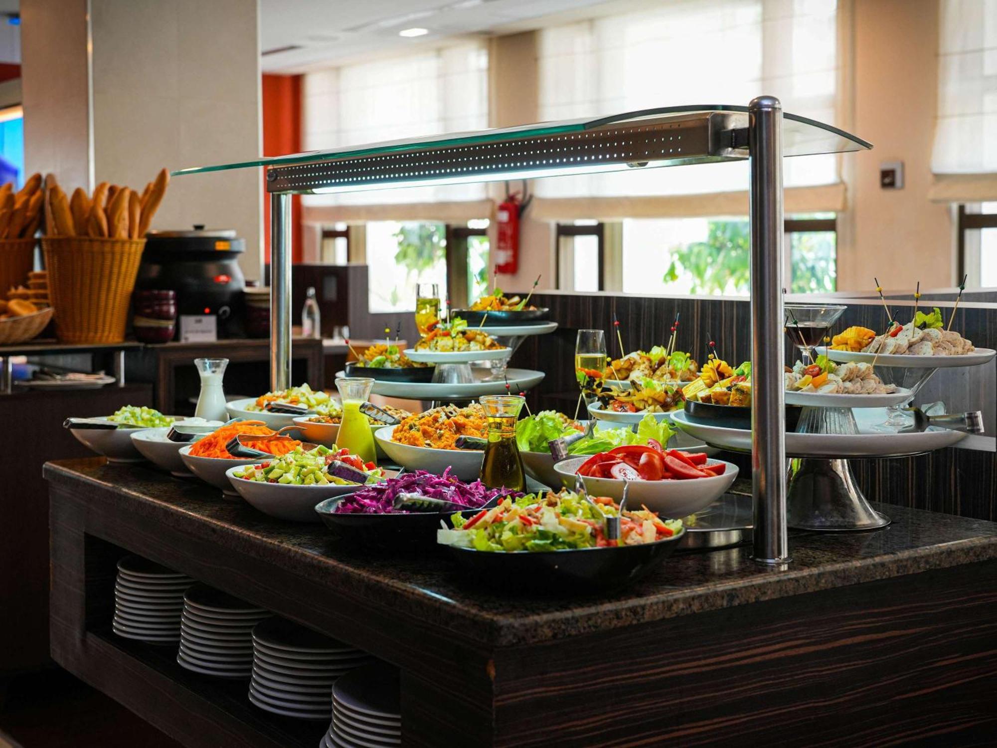 Ibis Tunis Hotel Exterior foto