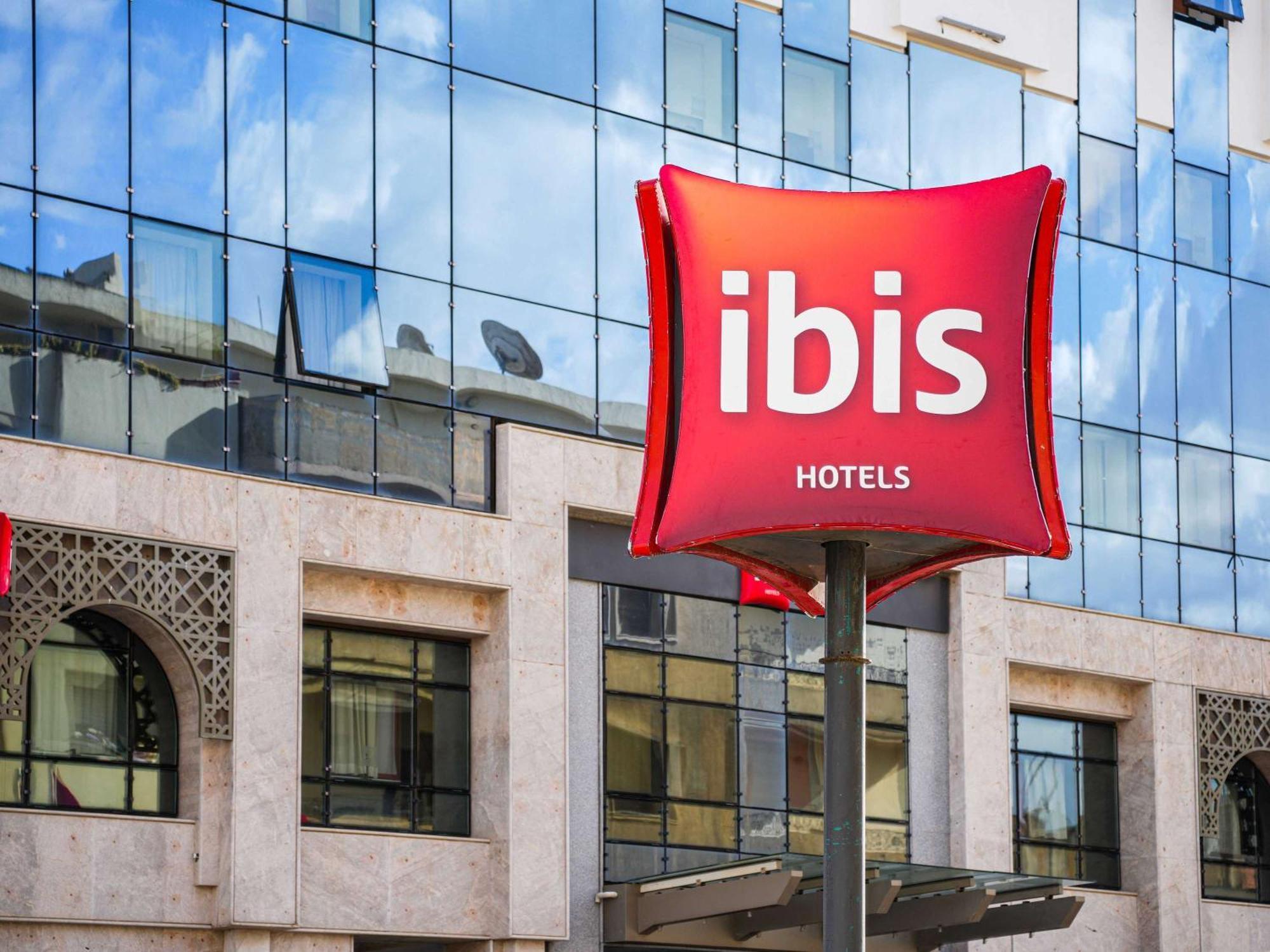 Ibis Tunis Hotel Exterior foto